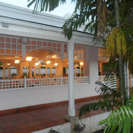 Hotel Pommarine Bridgetown Ngoại thất bức ảnh