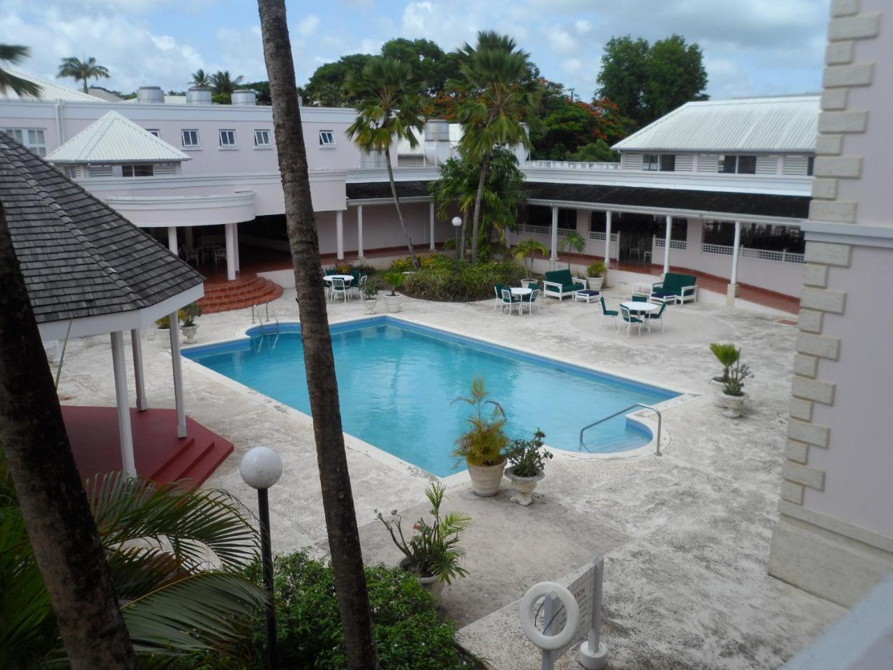 Hotel Pommarine Bridgetown Ngoại thất bức ảnh