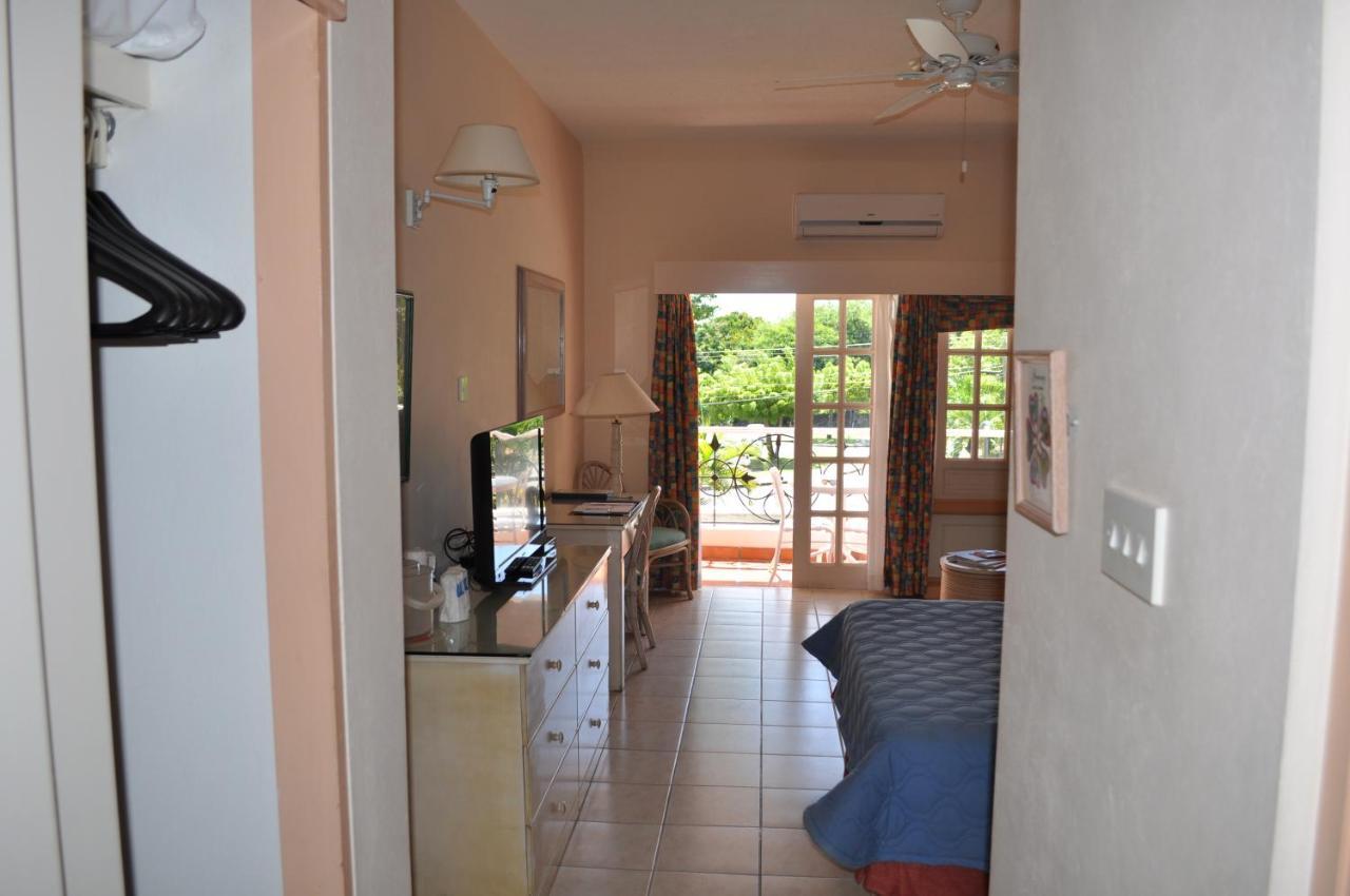 Hotel Pommarine Bridgetown Ngoại thất bức ảnh