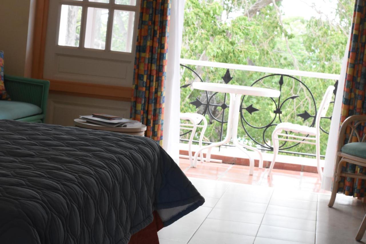 Hotel Pommarine Bridgetown Ngoại thất bức ảnh