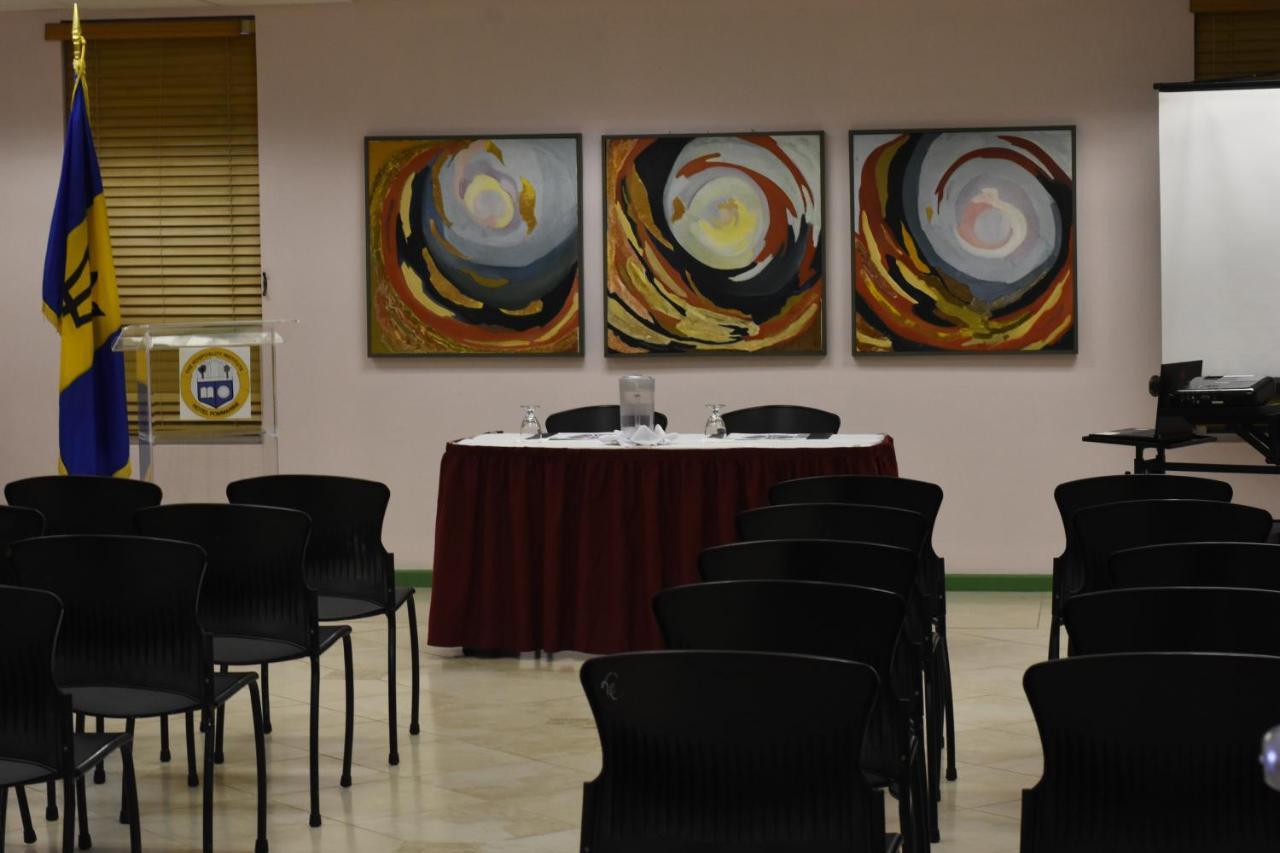 Hotel Pommarine Bridgetown Ngoại thất bức ảnh